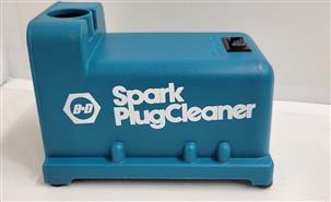 BLACK DECKER SPARK PLUG CLEANER